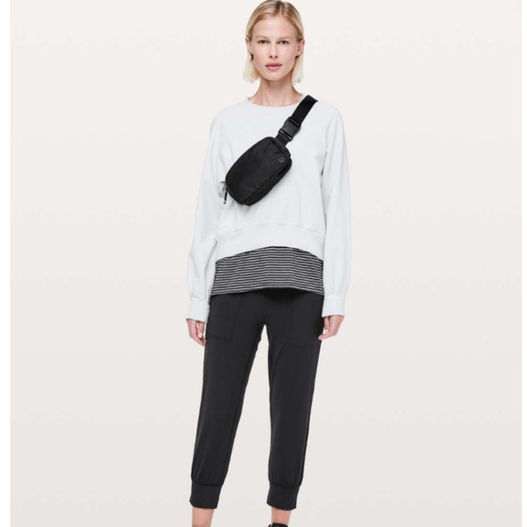 Lululemon Align Jogger Crop *23" Black - Picture 1 of 9